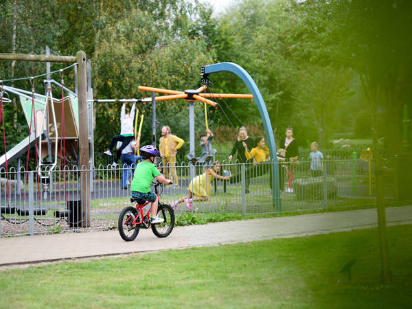 Summer, Kids, Park, QE Gardens